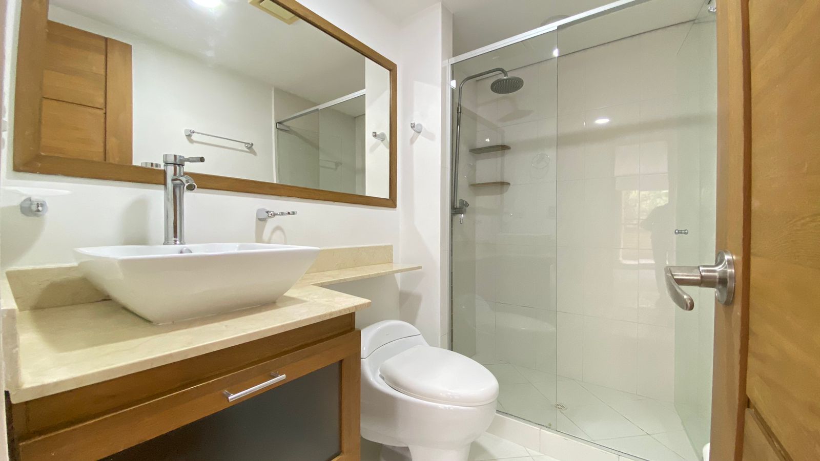 Apartamento en venta Sabaneta sector Aves Marías SM