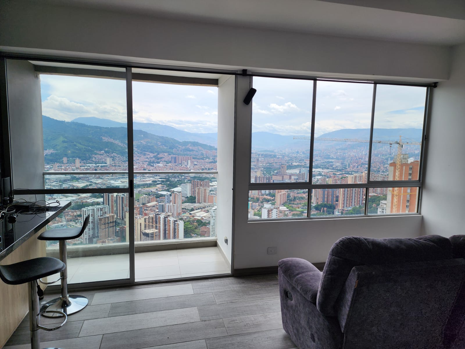 Apartamento amoblado Sabaneta FR- LB