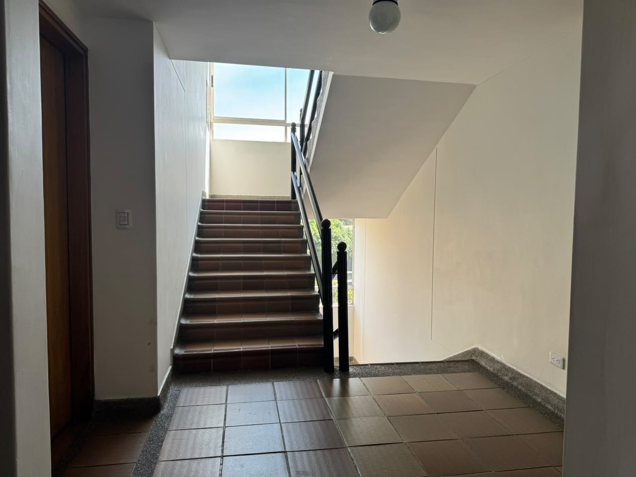 APARTAMENTO EN ARRIENDO CASTROPOL BN- MA