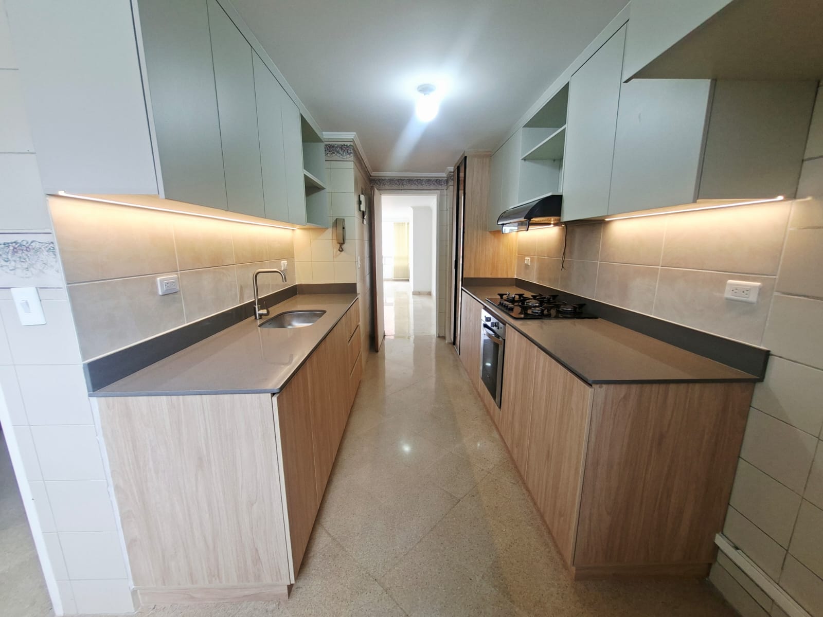 APARTAMENTO PENTHOUSE EN VENTA  TESORO BR