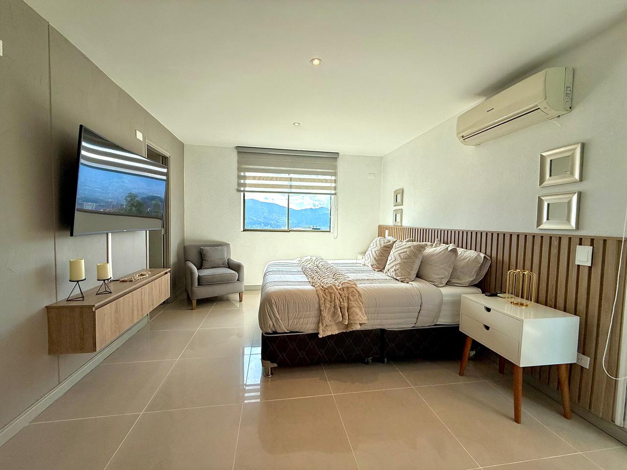 Apartamento amoblado en arriendo en el poblado