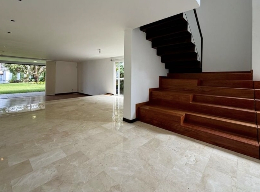 CASA CAMPESTRE EN VENTA ALTO DEL POBLADO RO
