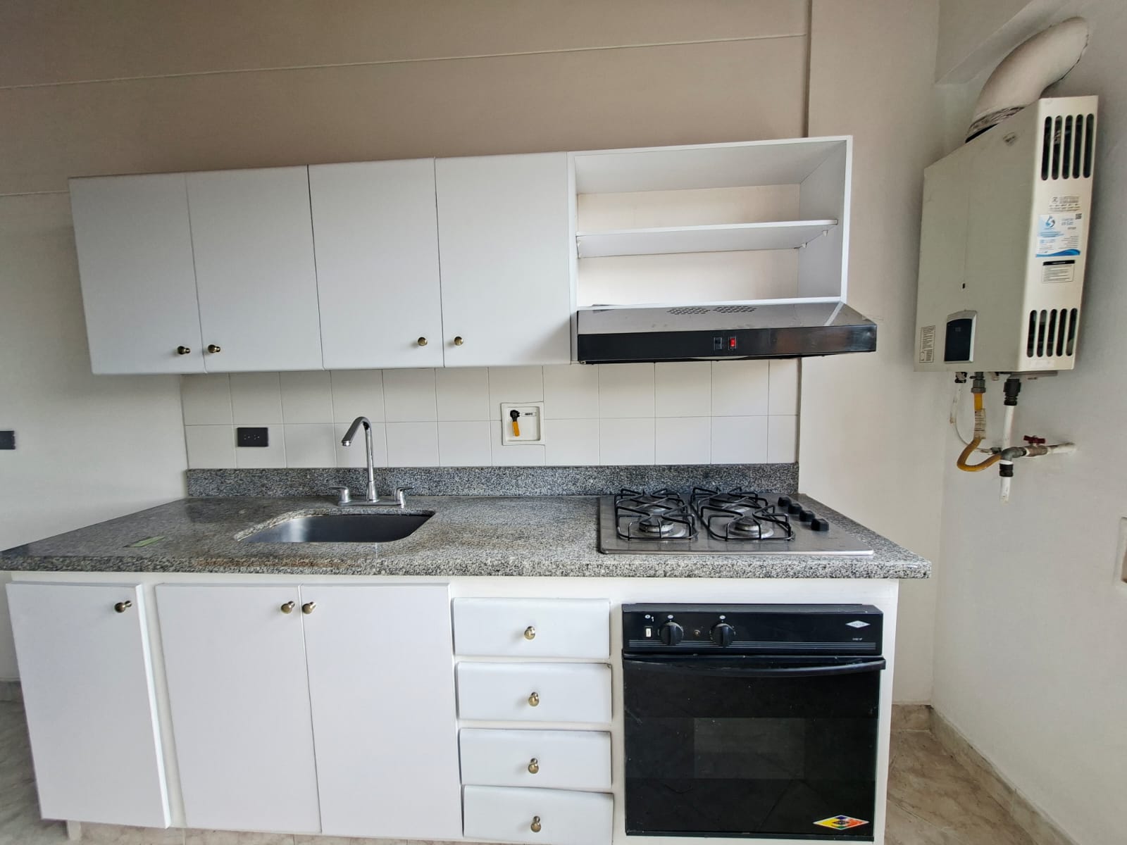 Apartamento en arriendo Poblado Loma de San Julian GBQ