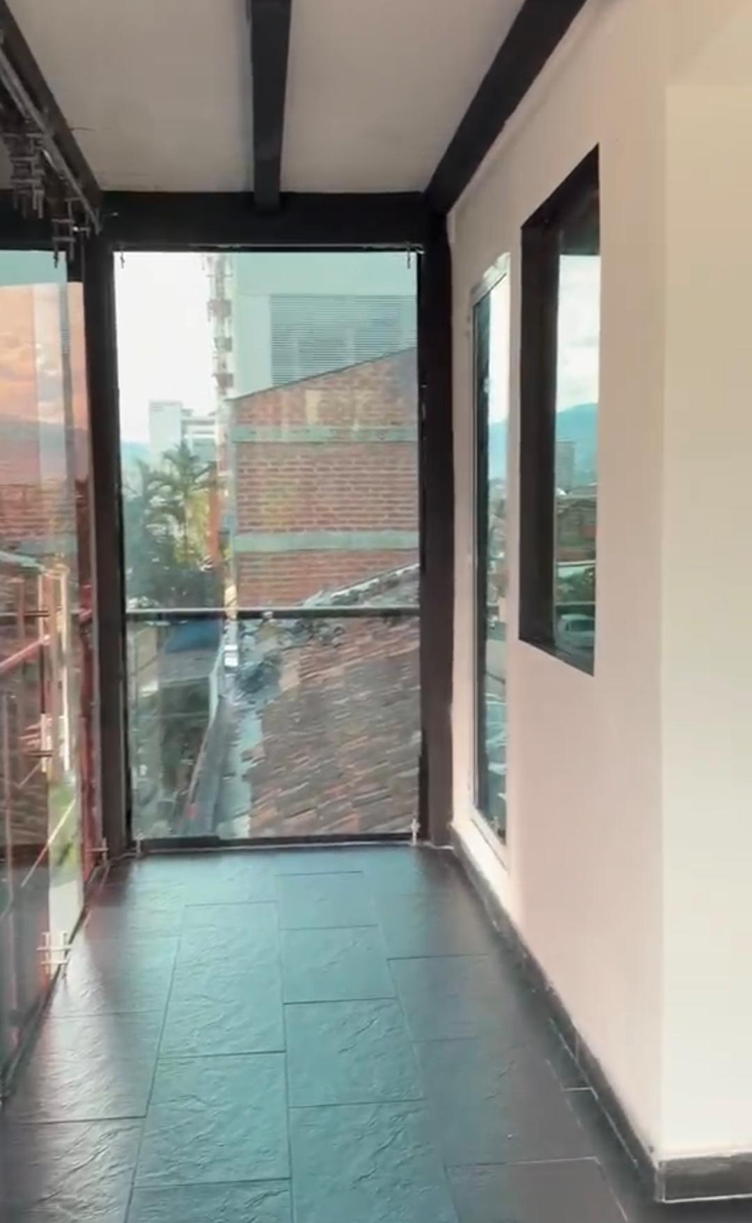 LOCAL COMERCIAL EN ARRIENDO SECTOR DE  SAN DIEGO TERCER PISO