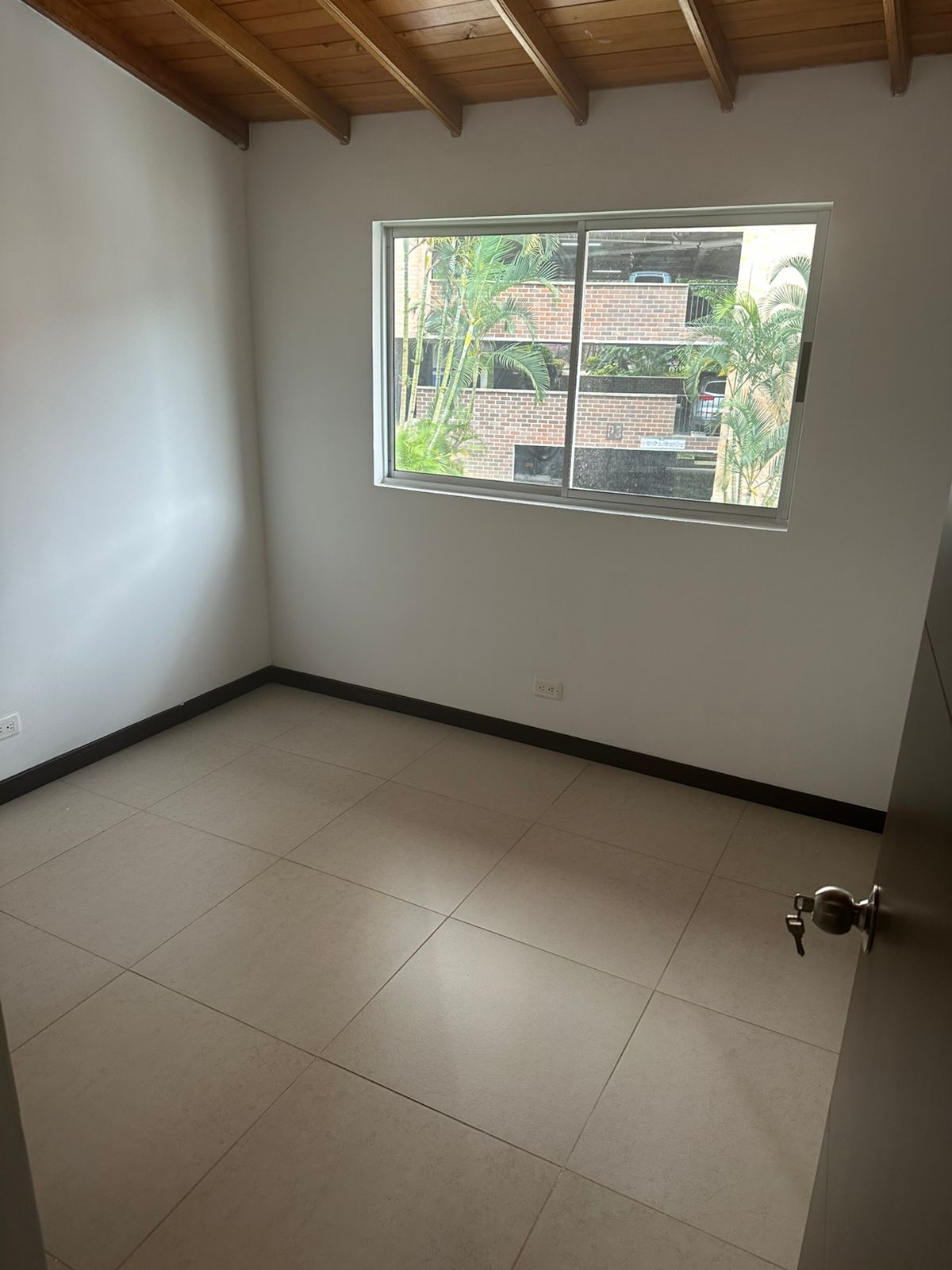 CASA EN ARRIENDO SABANETA UBICADA EN CONJUNTO RESIDENCIAL LA DOCTORA