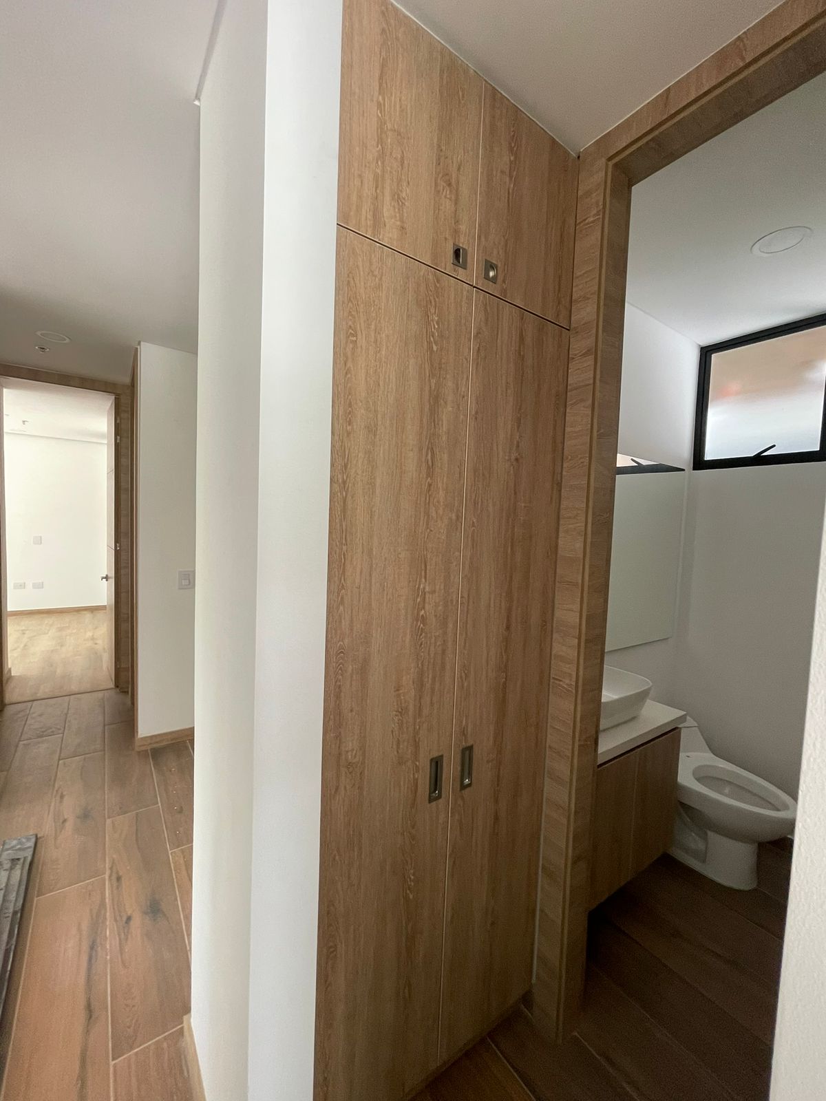APARTAMENTO PARA VENTA LUJOS,  ENVIGADO ESCOBERO SFH