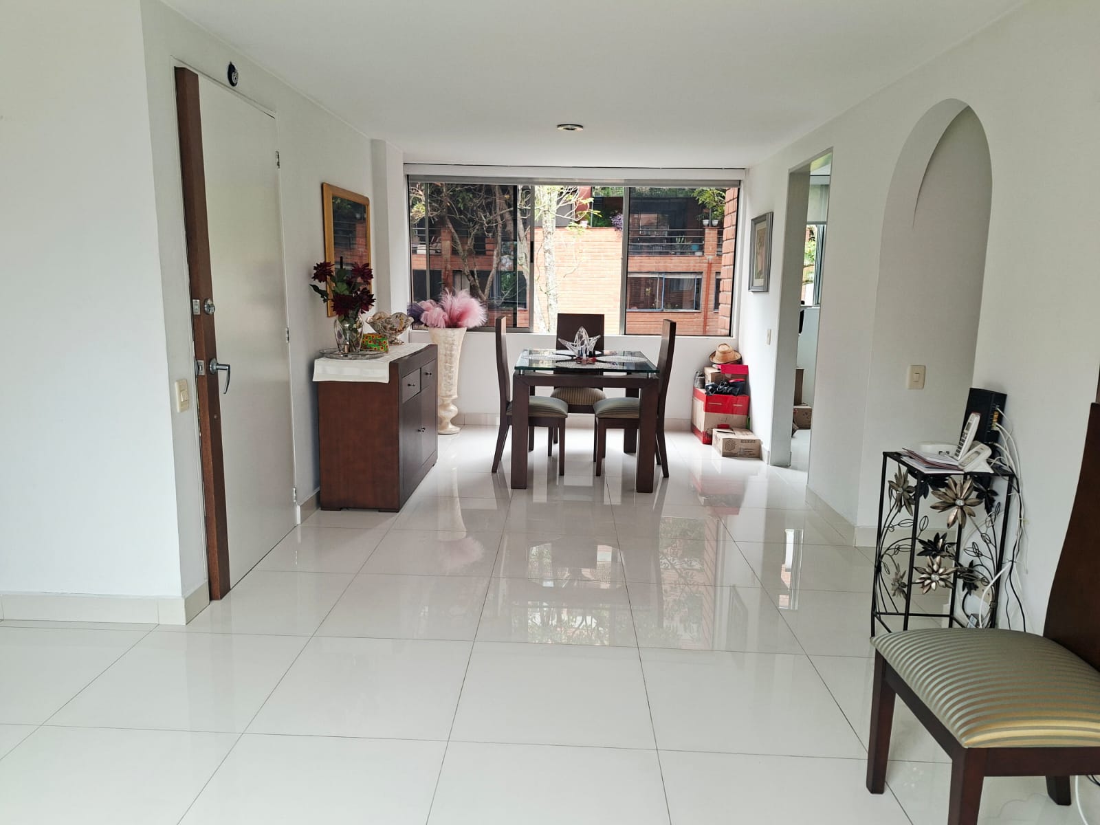 APARTAMENTO EN VENTA  ESCOBERO EXCELENTE PUNTO IB4