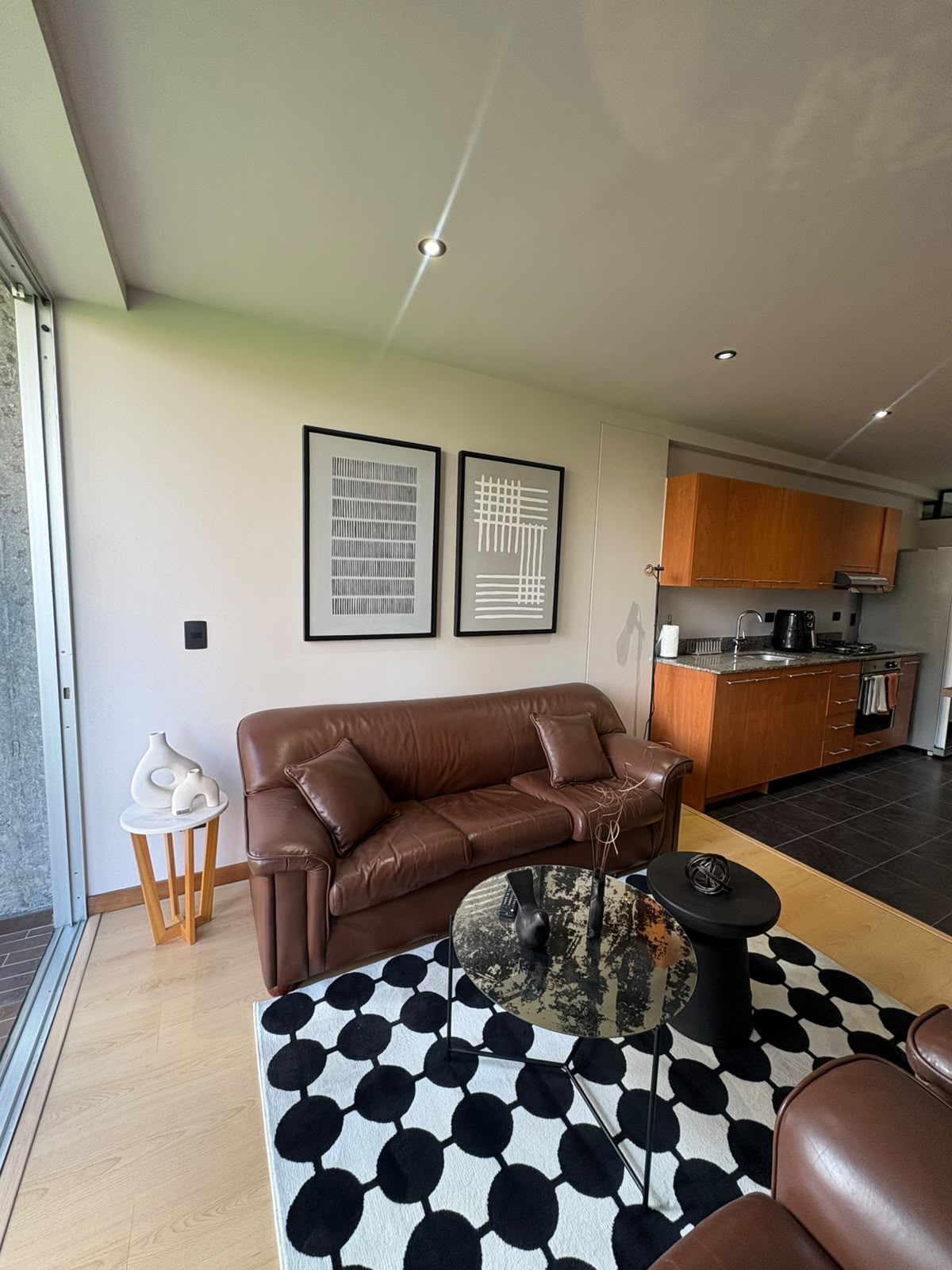 LOFT EN ARRIENDO AMOBLADO LA TOMATERA LC-5