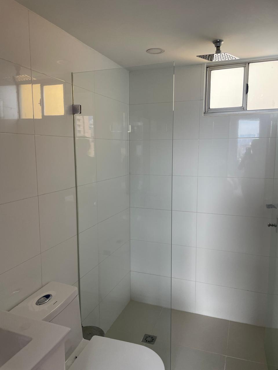 APARTAMENTO EN ARRIENDO AMOBLADO JUNTO A LA MILLA DE ORO LC