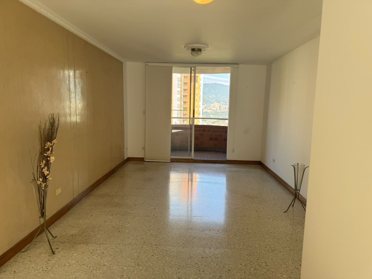 APARTAMENTO EN ARRIENDO CASTROPOL BN- MA