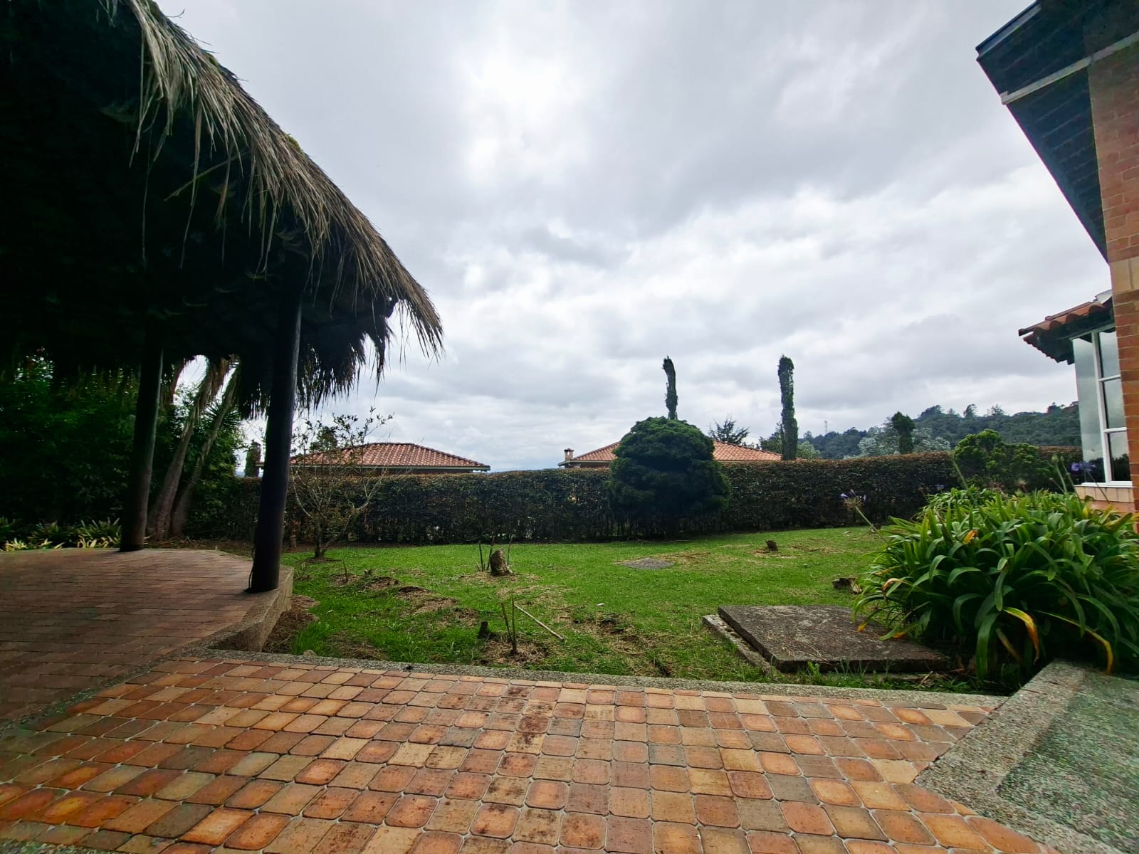 Casa en venta y en arriendo Envigado Alto Escobero