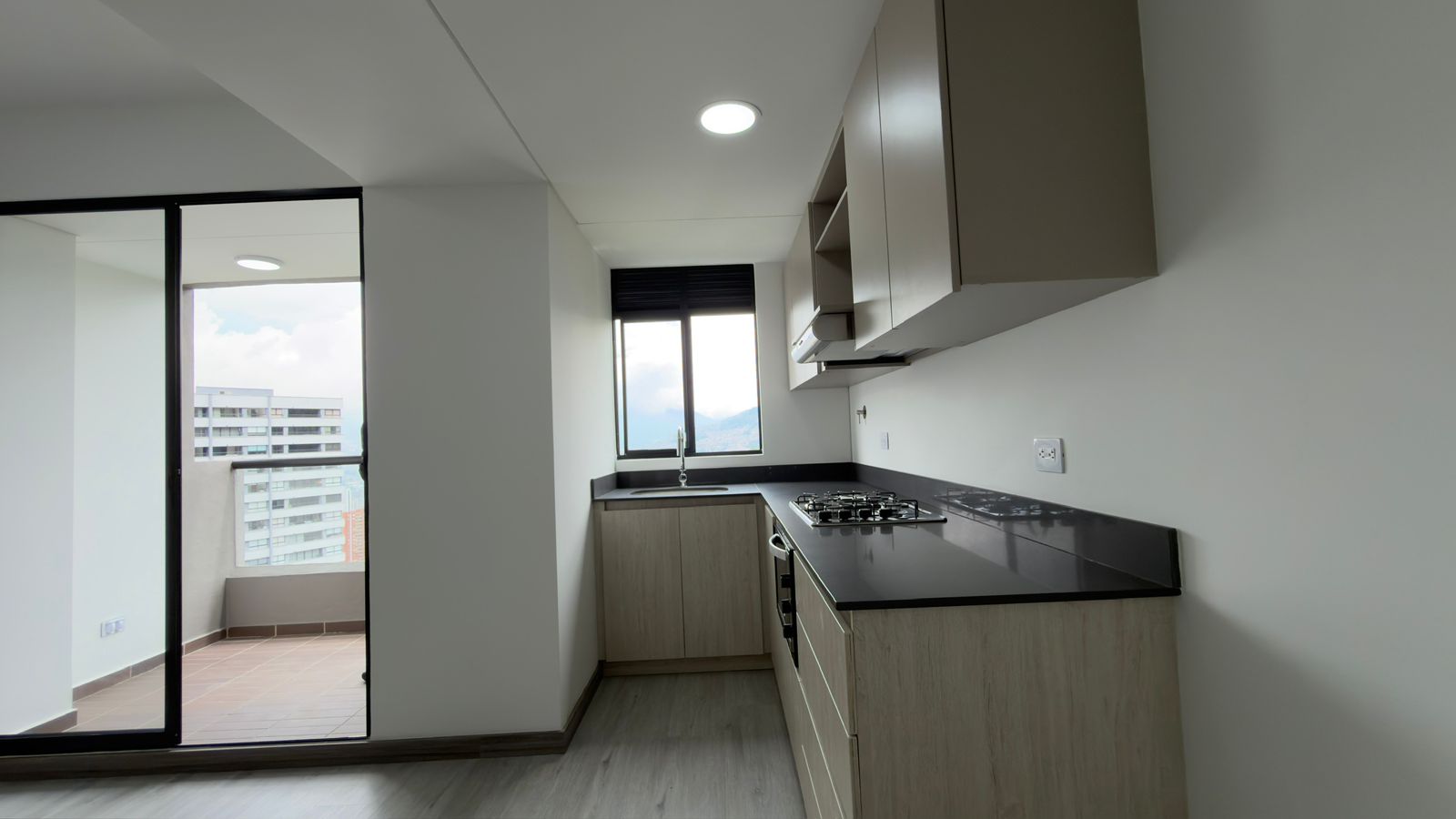 ARRIENDO APARTAMENTO LAS PALMAS PC18
