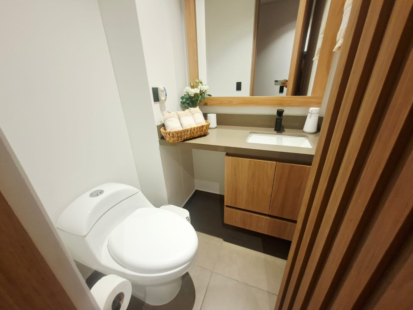 Apartamento amoblado en Envigado Loma del Esmeraldal
