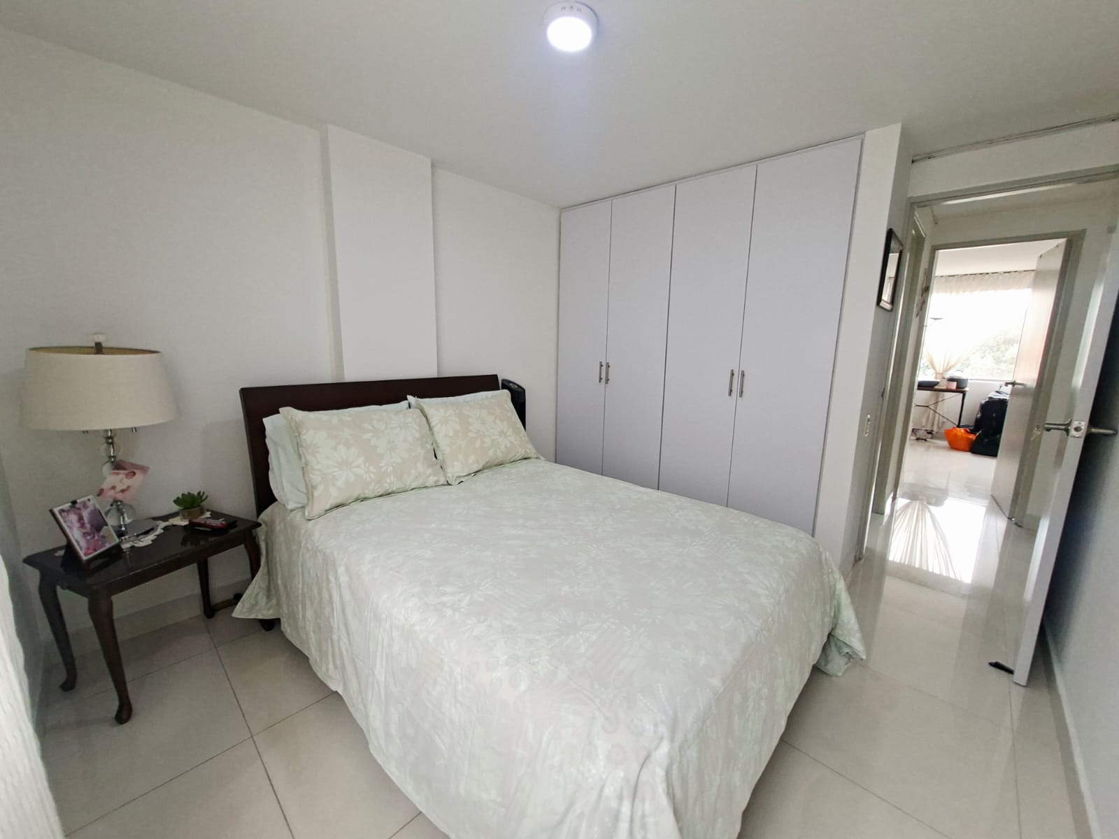 APARTAMENTO EN VENTA  ESCOBERO EXCELENTE PUNTO IB4