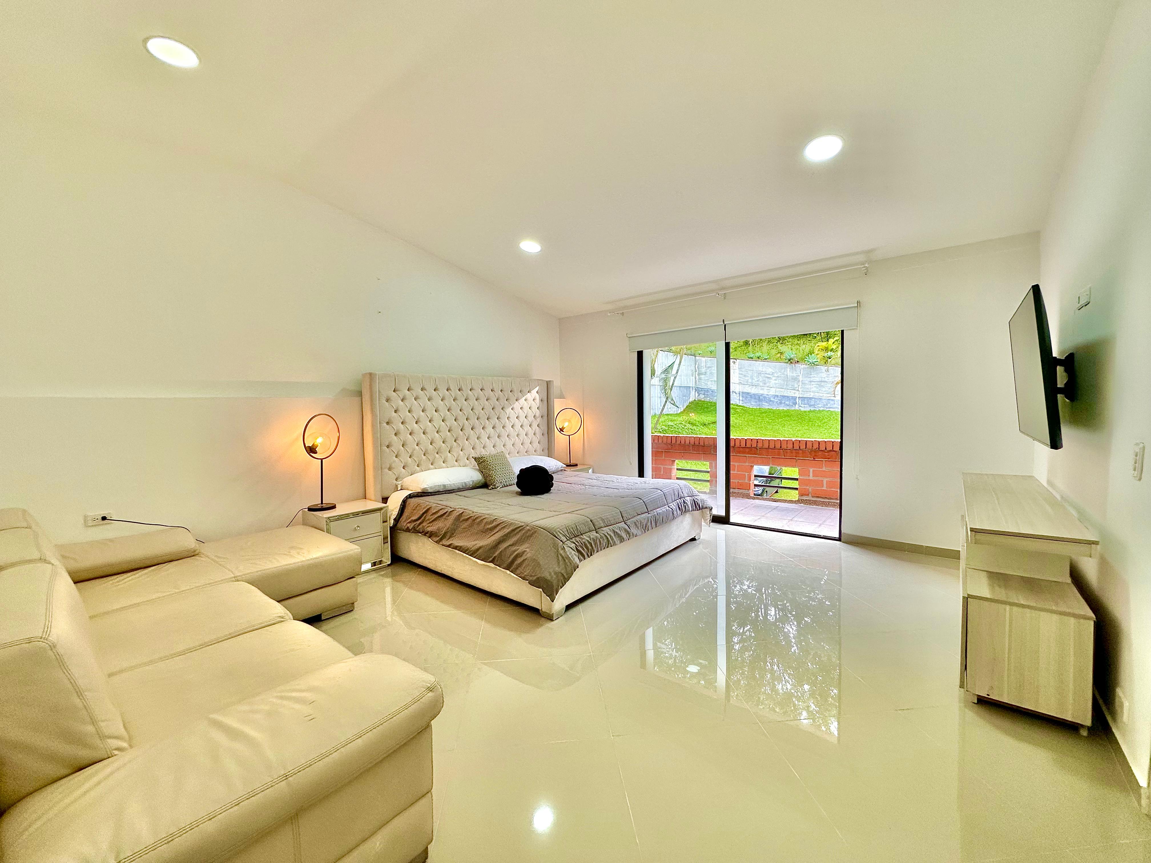 CASA EN ARRIENDO LA CALERA POBLADO MARYMOUNT