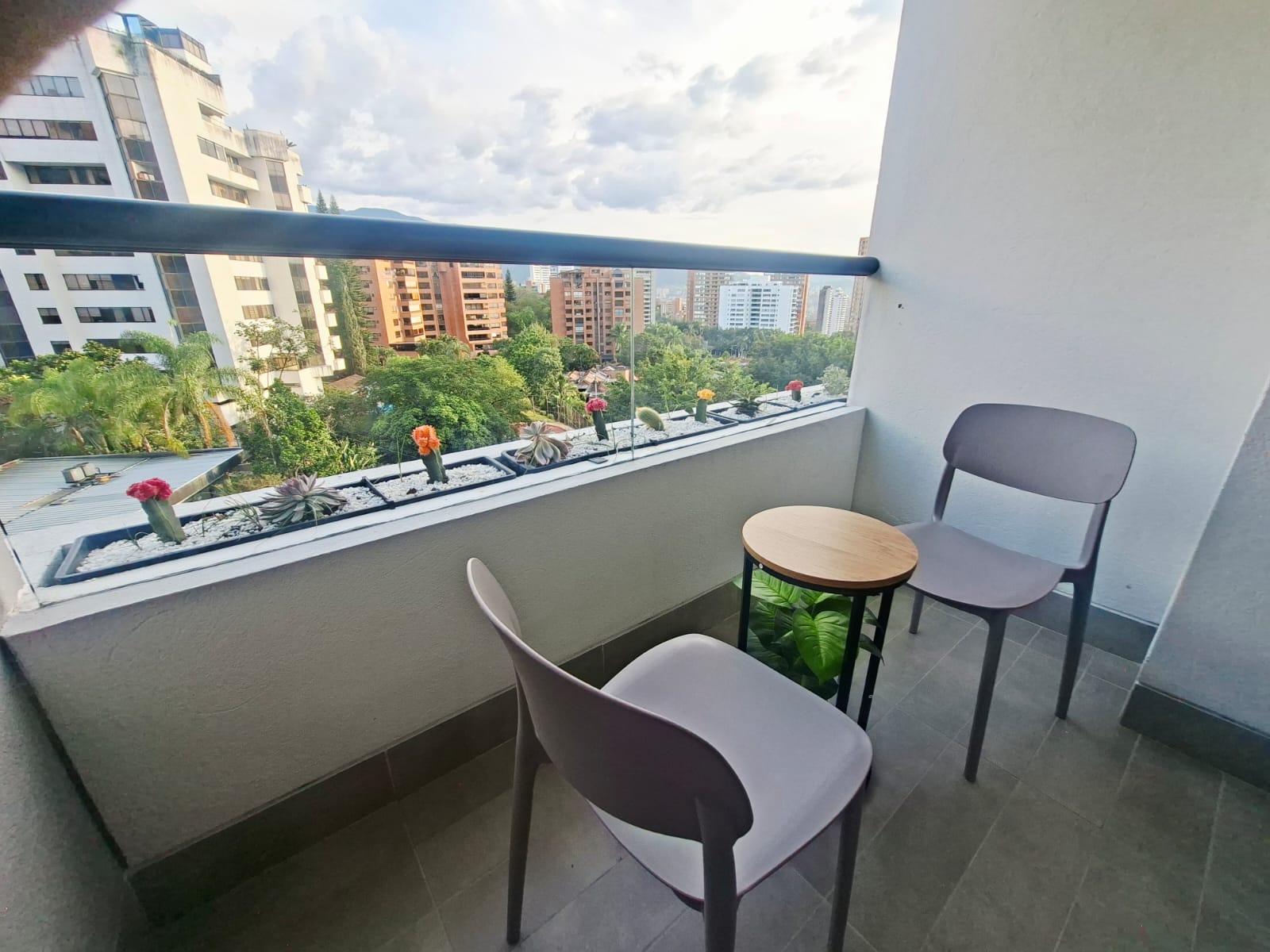 Apartamento en arriendo amoblado Poblado cerca a los Balsos GRBYLN 4
