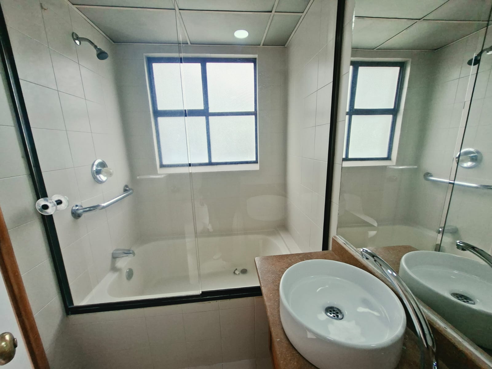 Apartamento en venta cerca la  clínica Medellín del Poblado