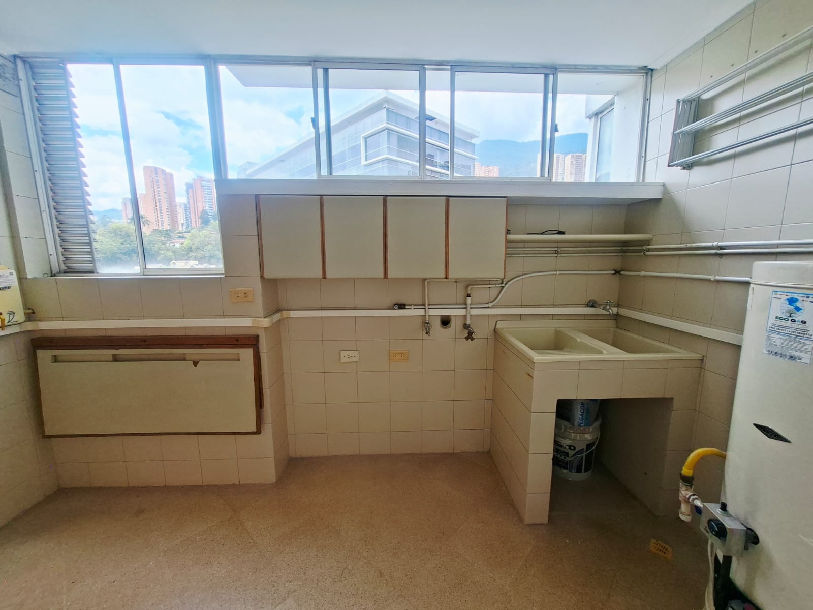 APARTAMENTO PENTHOUSE EN VENTA  TESORO BR