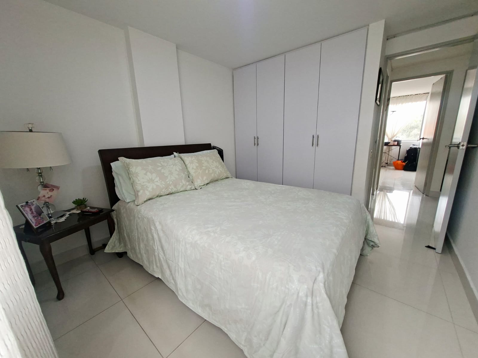 APARTAMENTO EN VENTA  ESCOBERO EXCELENTE PUNTO IB4