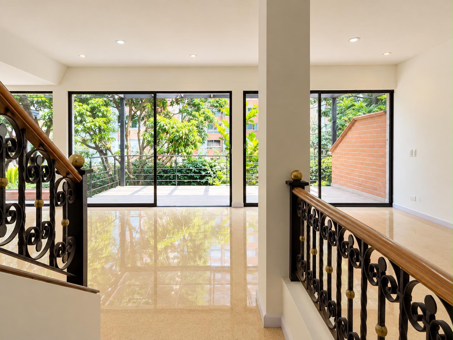 CASA EN ARRIENDO CERCA MALL ESTE