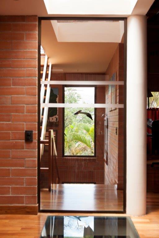Venta de casa sector Loma de las Brujas Envigado