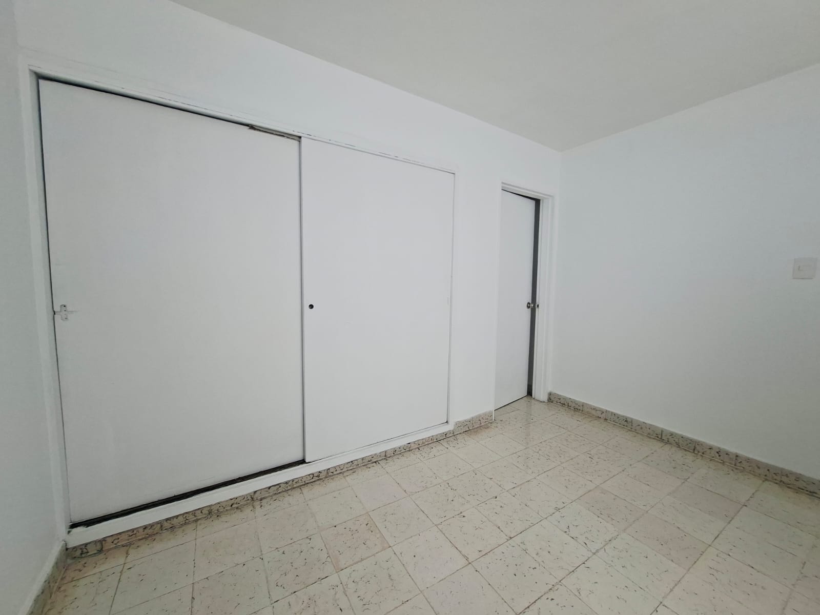 CASA LOTE EN VENTA BELEN ROSALES 9X22 ALTA MIXTURA