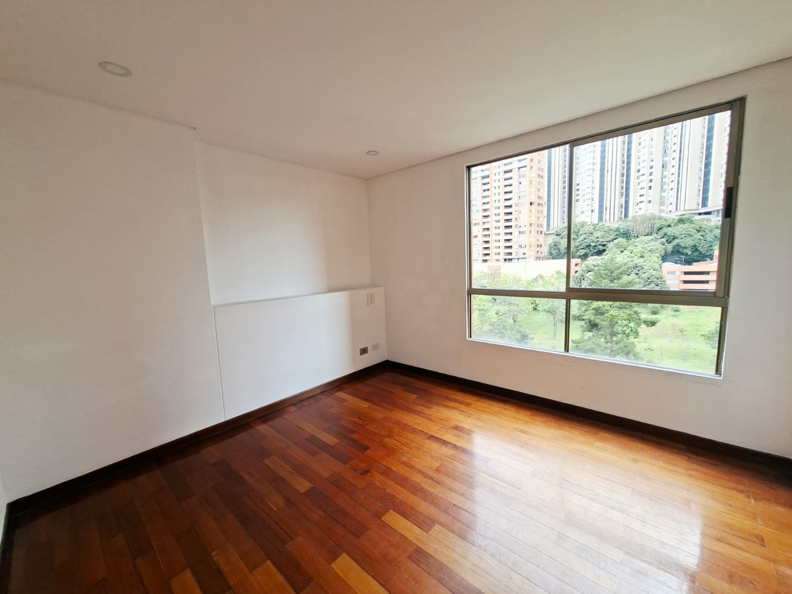 APARTAMENTO EN VENTA LA CALERA POBLADO P17