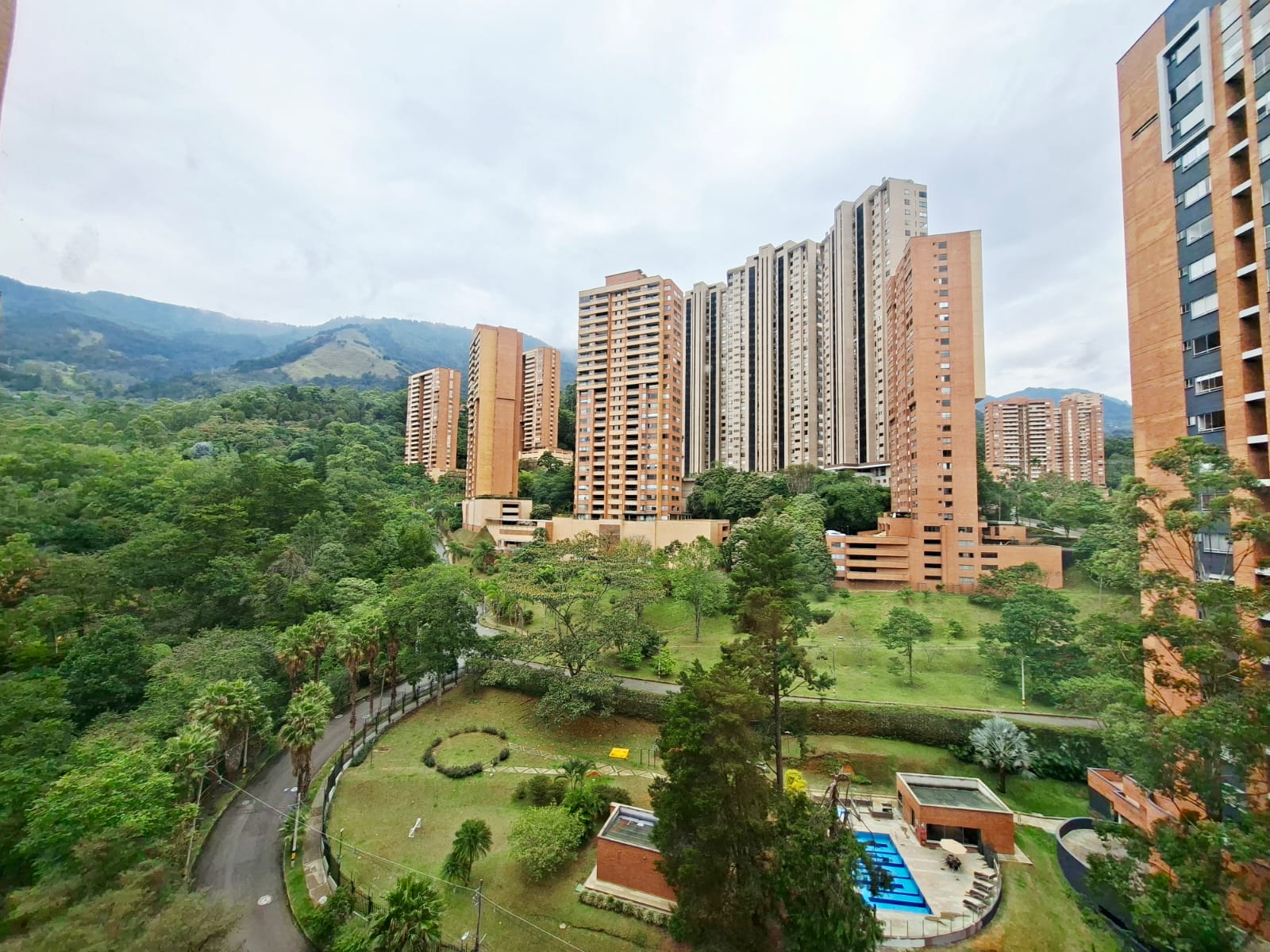 APARTAMENTO EN VENTA LA CALERA POBLADO P17