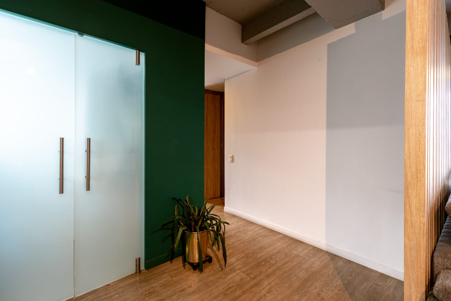 APARTAMENTO EN VENTA Y ARRIENDO AMOBLADO  POBLADO L.ENCIERRO