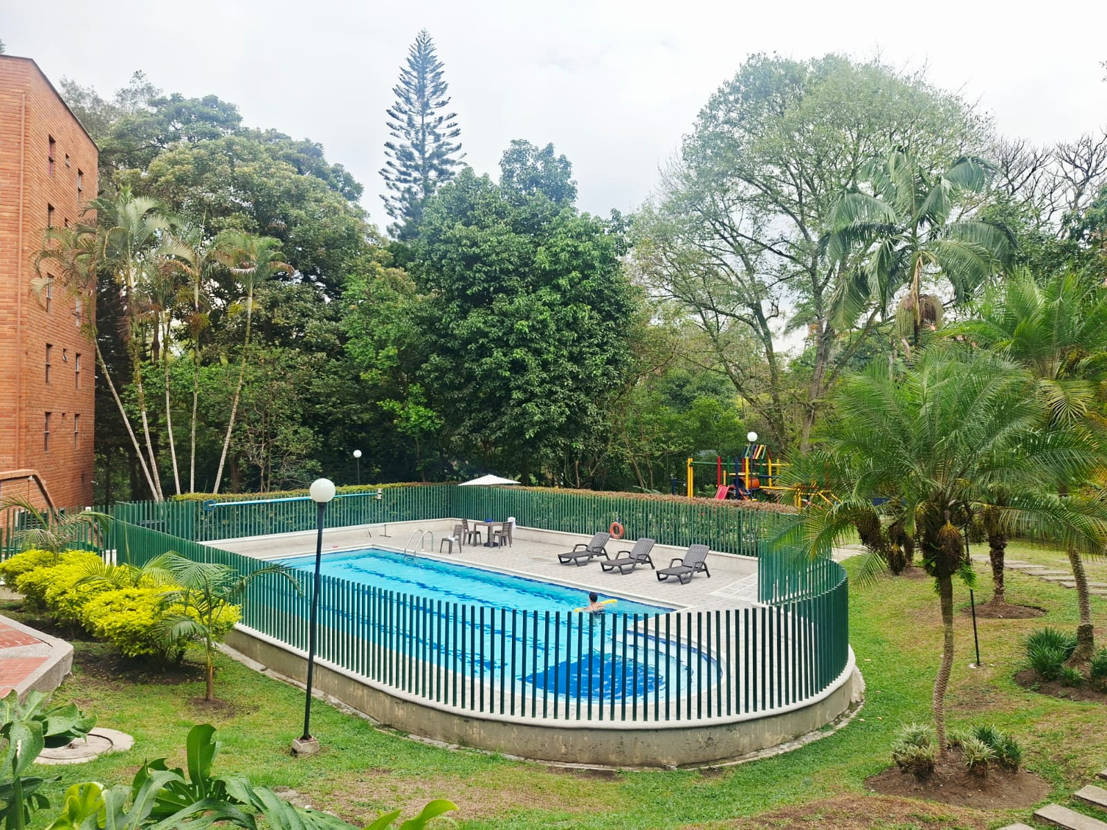 APARTAMENTO EN VENTA  ESCOBERO EXCELENTE PUNTO IB4