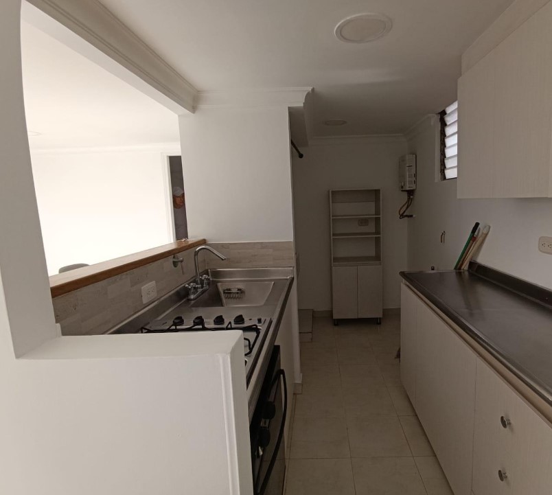 Apartamento en arriendo Las Palmas cerca al mall el Indio