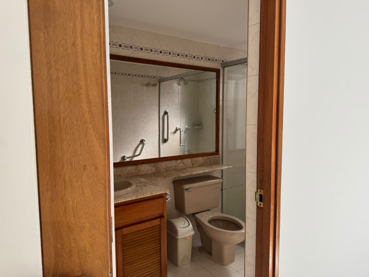 APARTAMENTO EN ARRIENDO CASTROPOL BN- MA