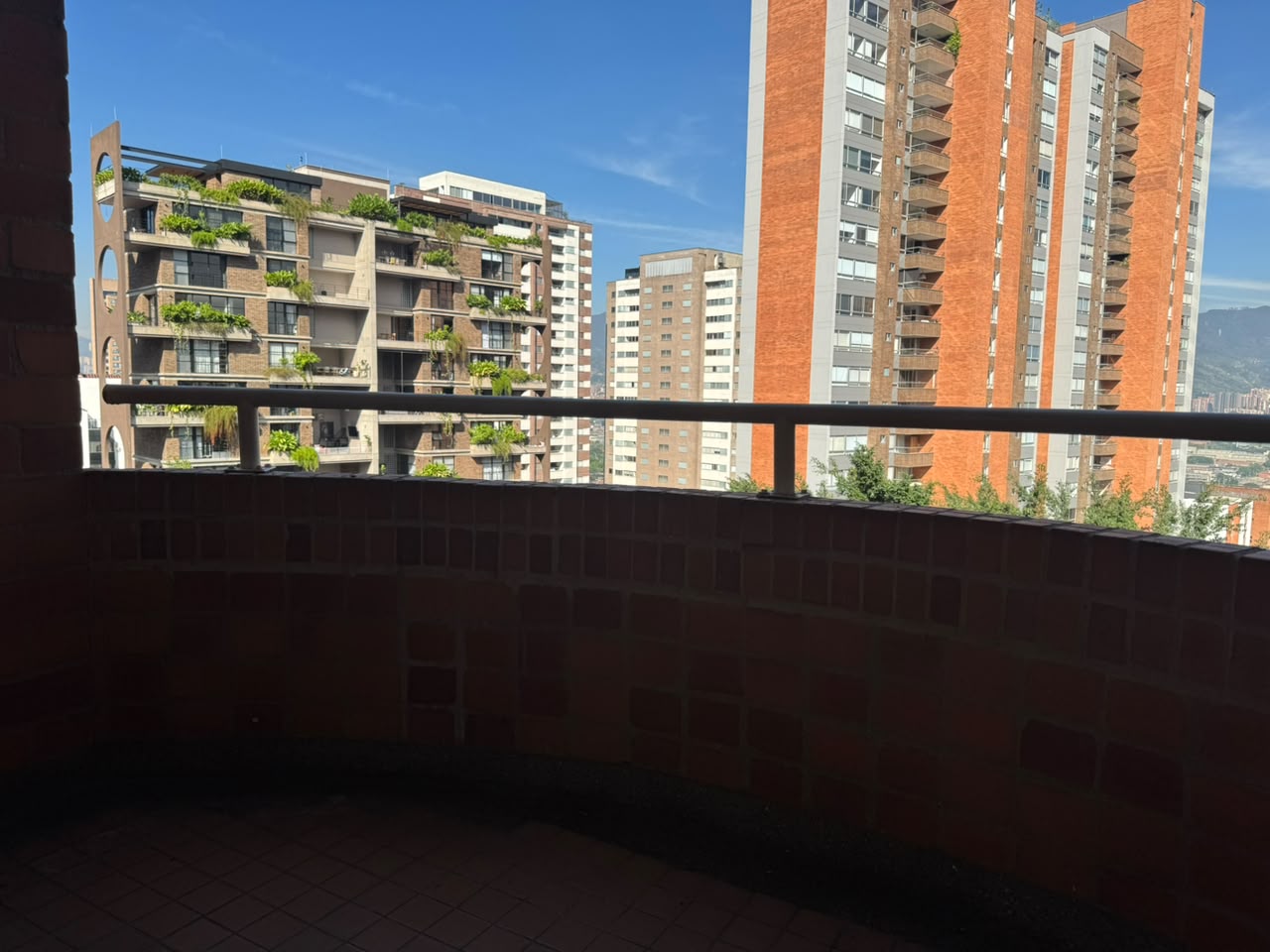 APARTAMENTO EN ARRIENDO CASTROPOL BN- MA