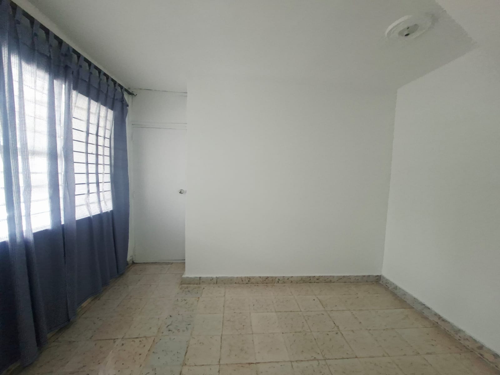CASA LOTE EN VENTA BELEN ROSALES 9X22 ALTA MIXTURA