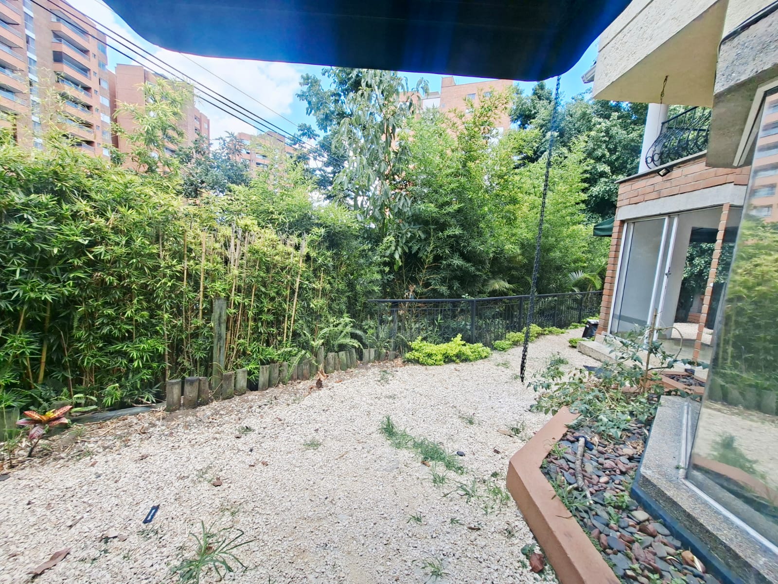 CASA EN VENTA LOMA DEL ESMERALDAL ENVIGADO TL