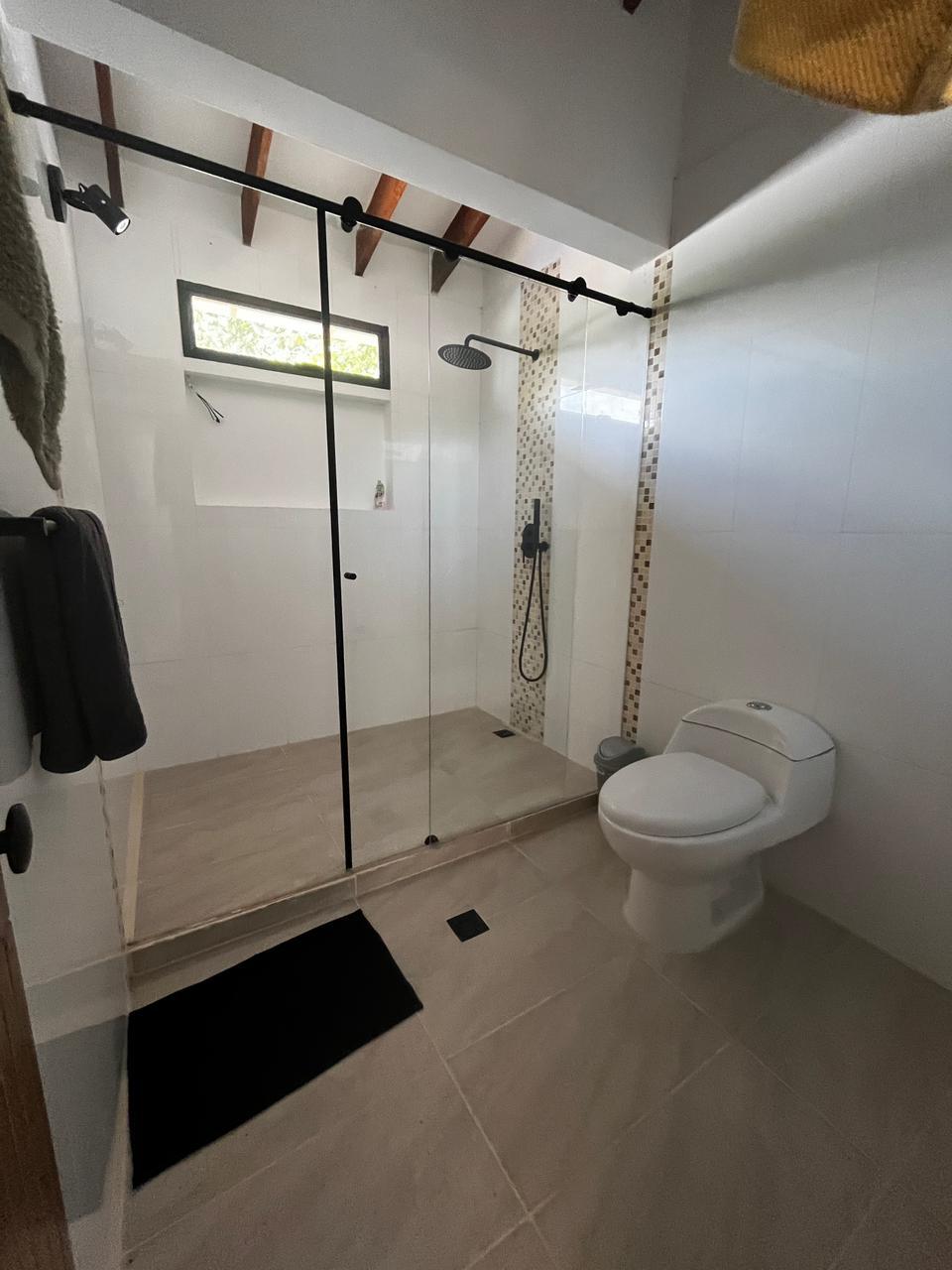 CASA EN VENTA EL POBLADO CERCA A LA CALERA