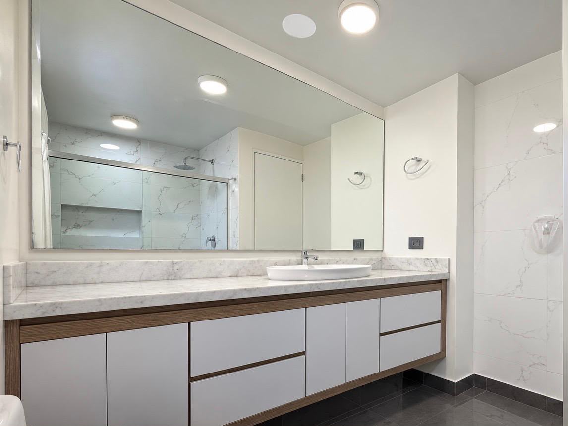 CASA EN ARRIENDO CERCA MALL ESTE