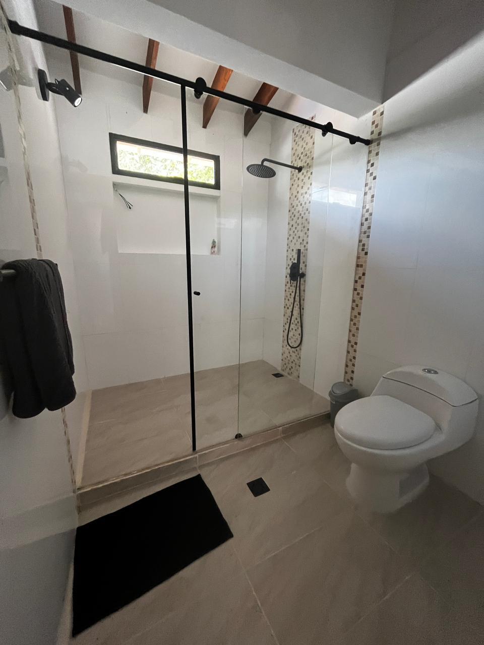 CASA EN VENTA EL POBLADO CERCA A LA CALERA