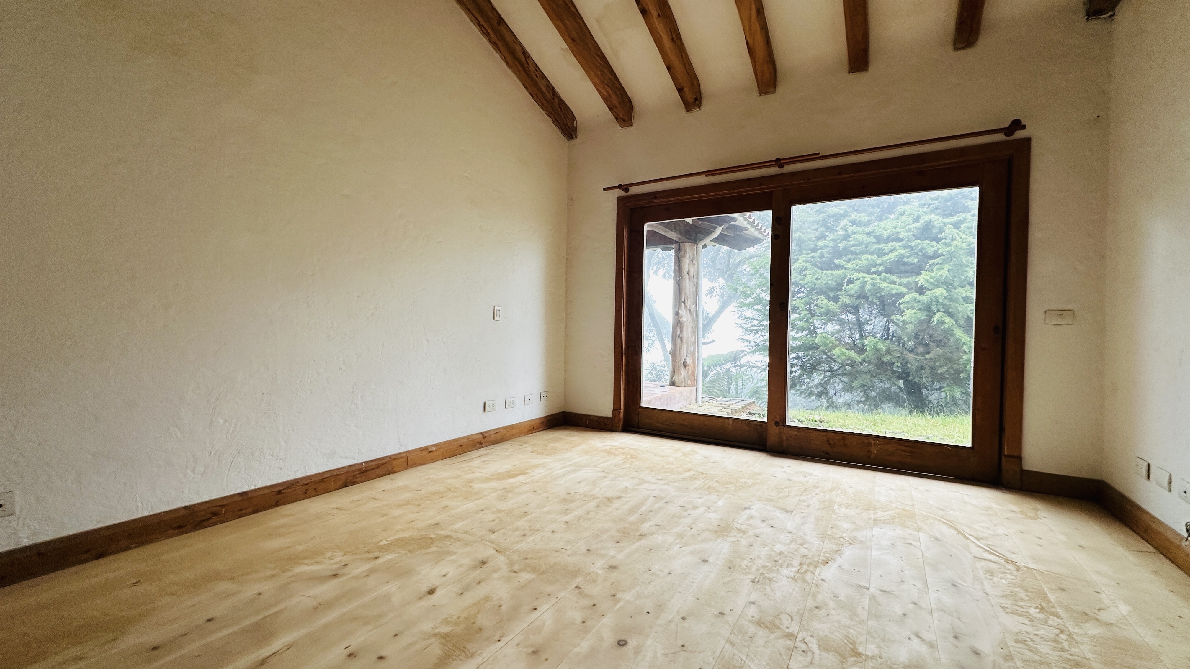 Casa en el alto de las palmas en arriendo