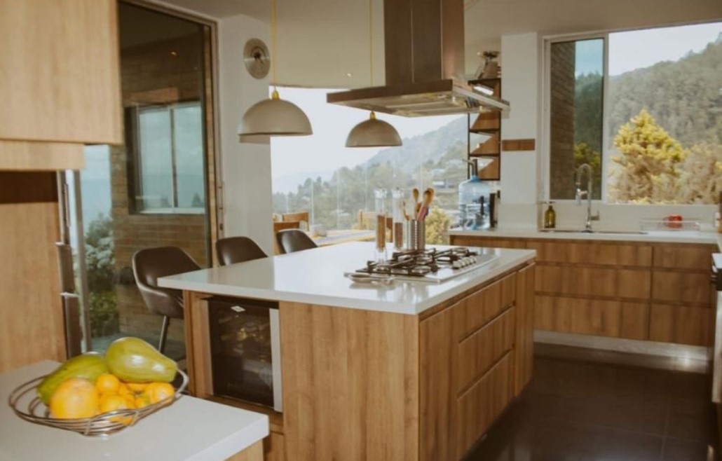 CASA EN ARRIENDO POBLADO LAS PALMAS  LUJO Y CONFORT MA