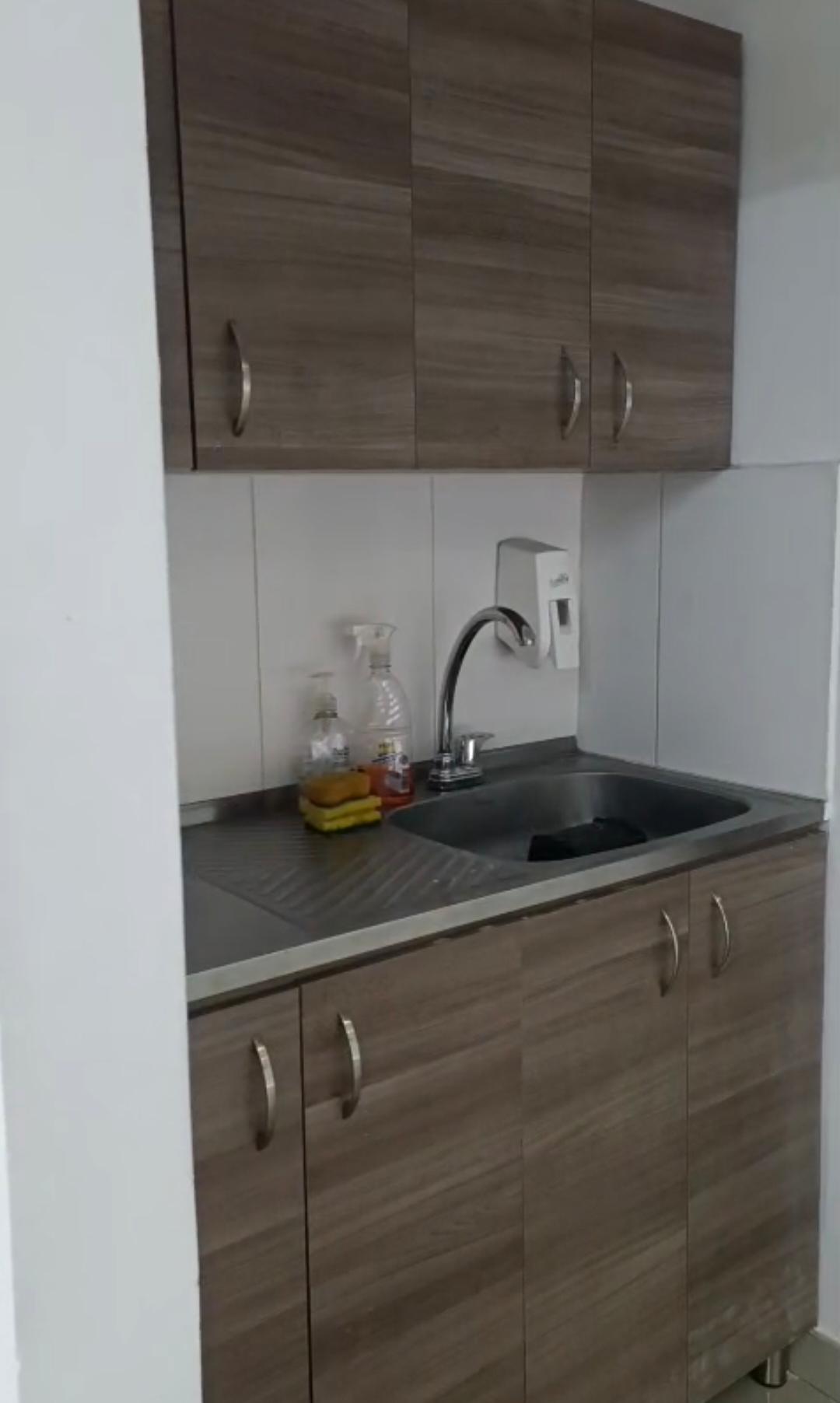 ARRIENDA LOCAL COMERCIAL SECTOR SAN DIEGO PRIMER PISO
