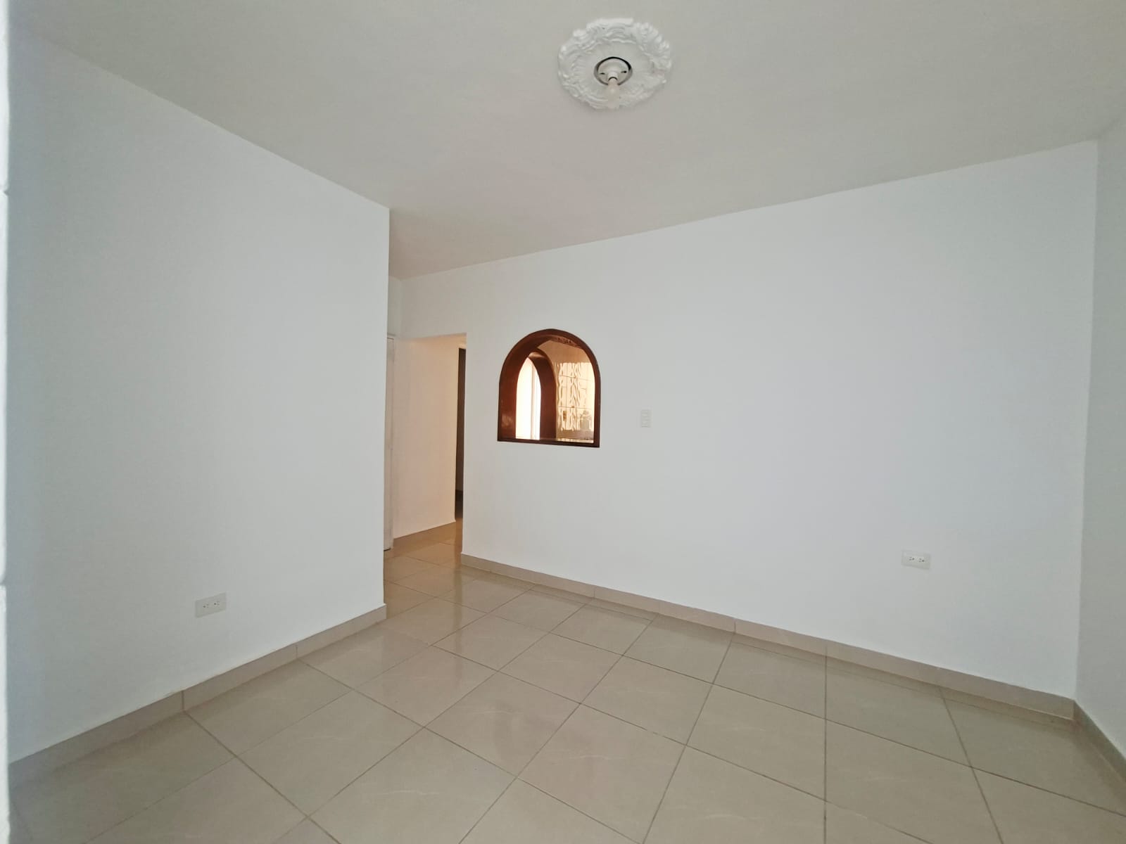 CASA LOTE EN VENTA BELEN ROSALES 9X22 ALTA MIXTURA