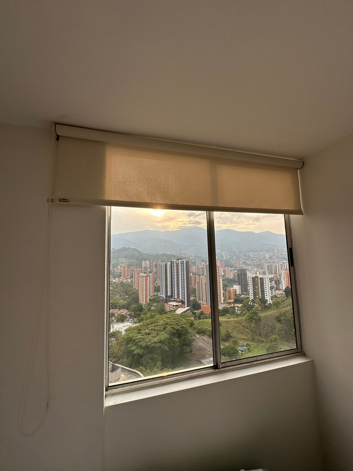 APARTAMENTO AMOBLADO SABANETA POR LA DOCTORA  BBLH