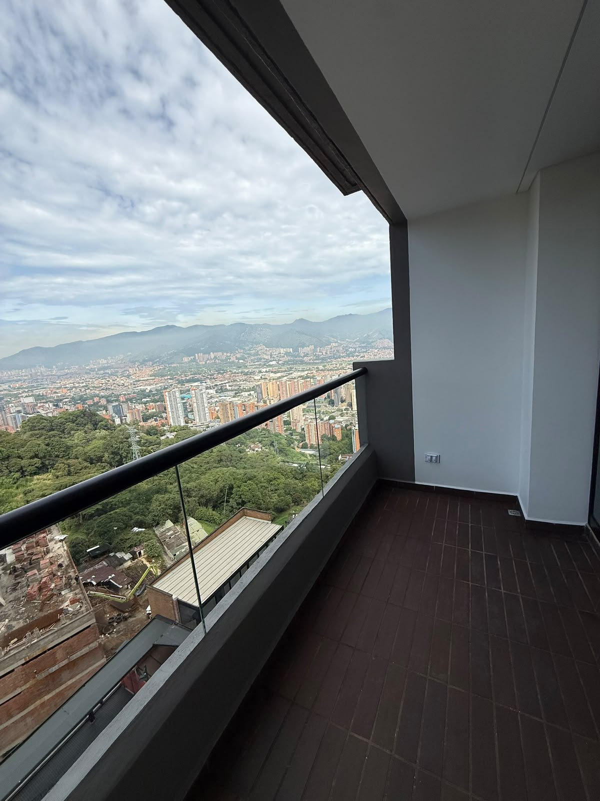 Apartamento en arriendo las Palmas para estrenar PC13
