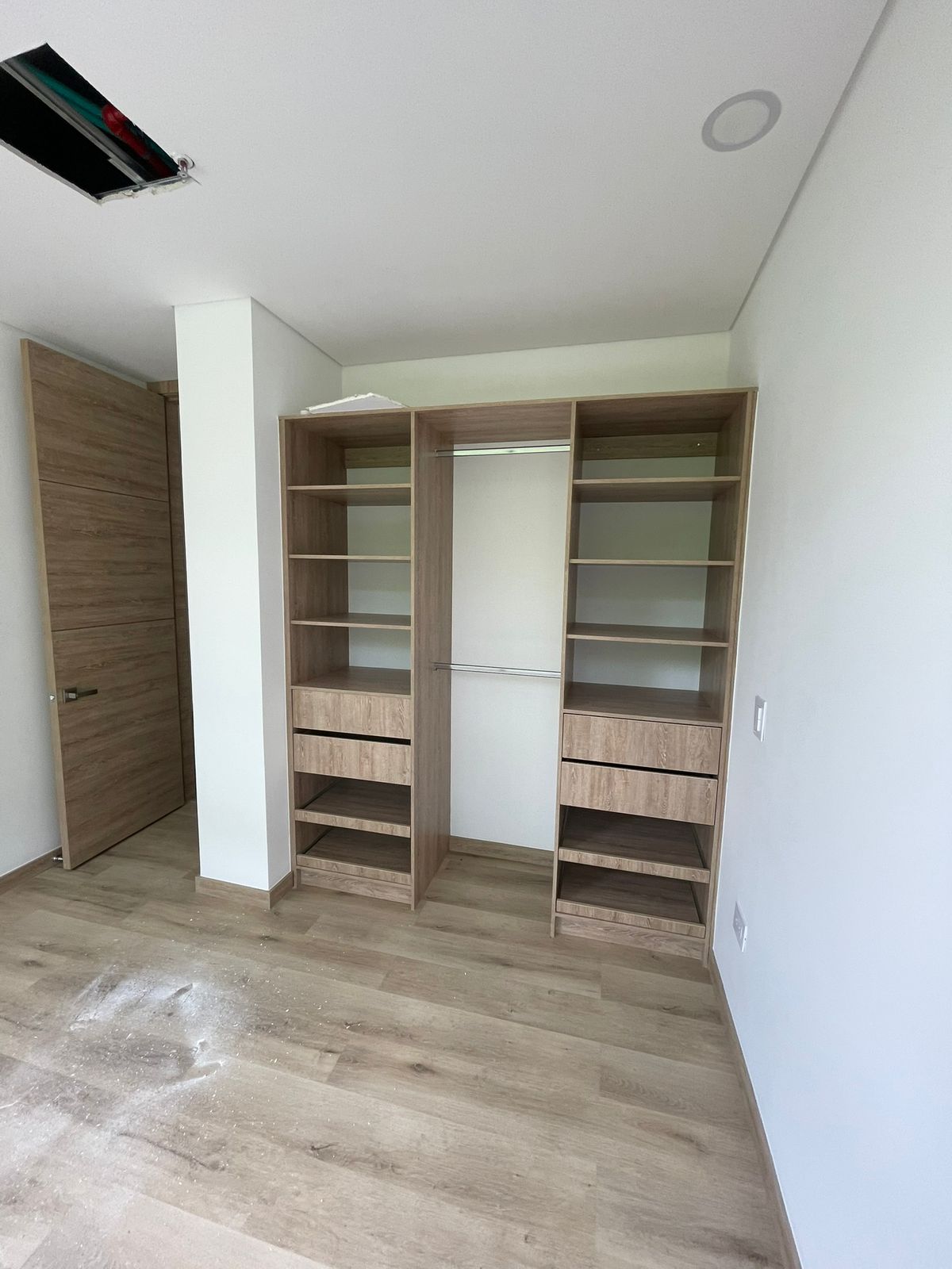 APARTAMENTO PARA VENTA LUJOS,  ENVIGADO ESCOBERO SFH