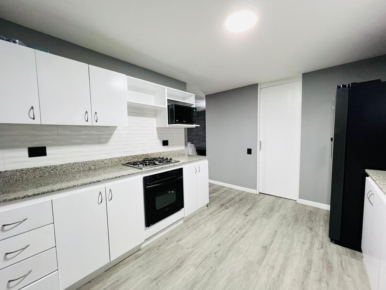 Apartamento en arriendo Intermedia Envigado LC
