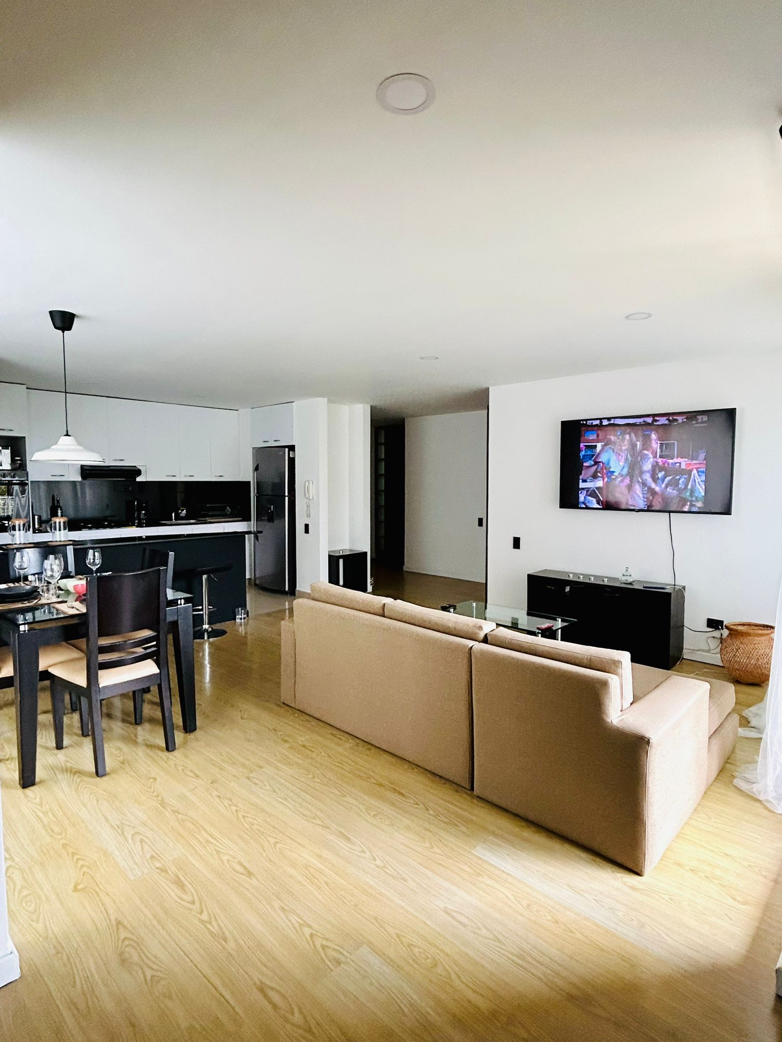 Apartamento amoblado en arriendo Loma  cerca a Provenza PRLlK