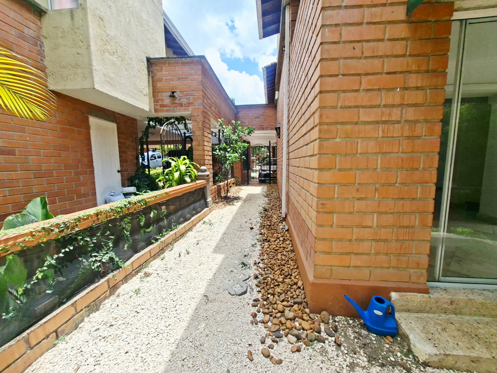 CASA EN VENTA LOMA DEL ESMERALDAL ENVIGADO TL