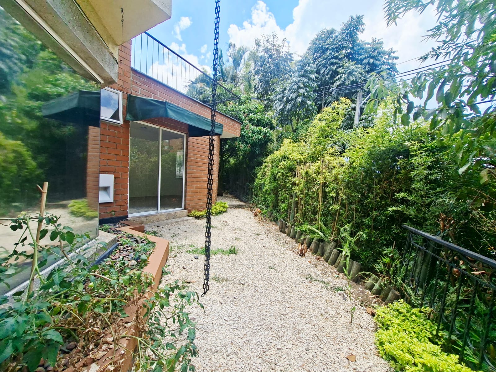 CASA EN VENTA LOMA DEL ESMERALDAL ENVIGADO TL