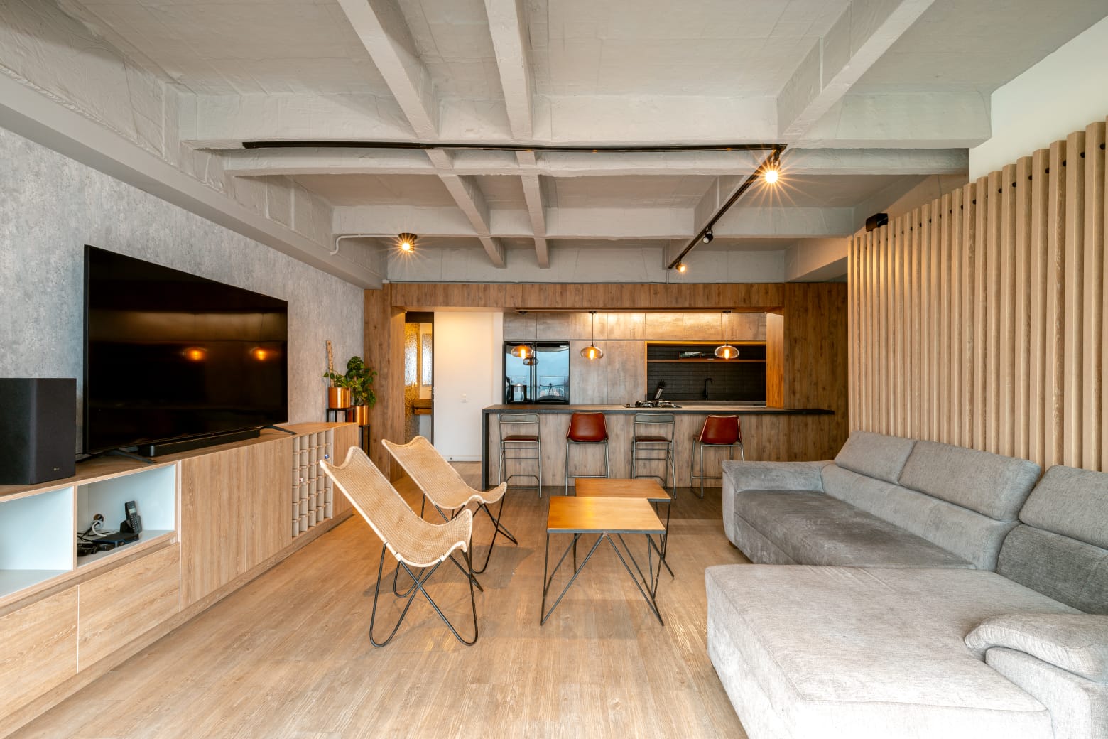 APARTAMENTO EN VENTA Y ARRIENDO AMOBLADO  POBLADO L.ENCIERRO